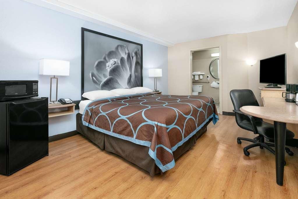 Отель Super 8 By Wyndham New Braunfels I-35 Номер фото